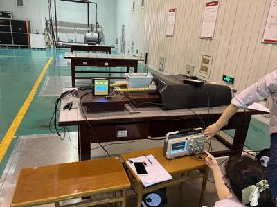 國內首款數字融合型高壓帶電顯示器研制成功，引領電氣設備智能化新浪潮